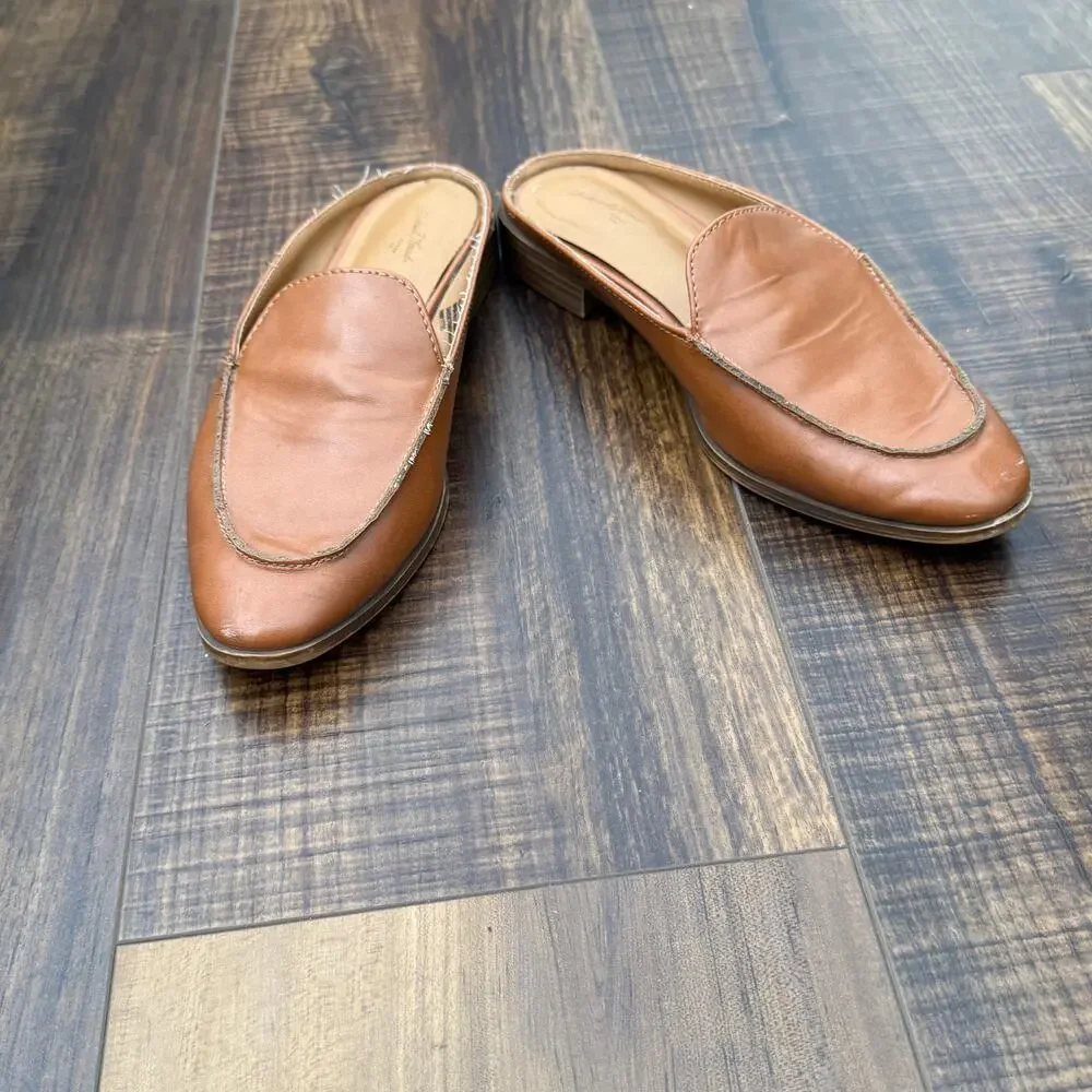 Universal Thread Tan Leather Mule Slides Slip On Loafers Size 7
